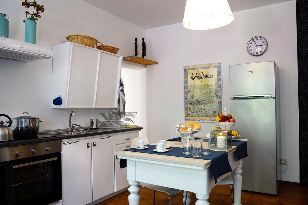 La Maisonette Et Son Jardin Velence Kültér fotó